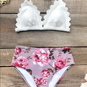 SCALLOPED TRIANGLE BIKINI WITH HIGH-WAIST BOTTOM